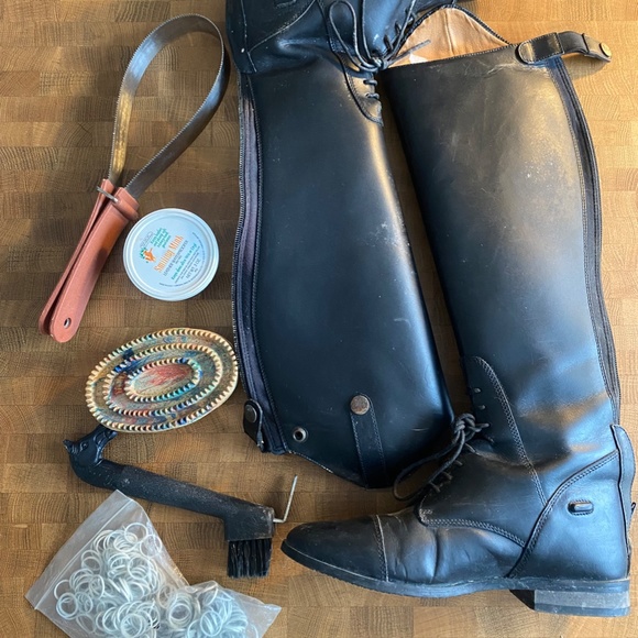 Riding Boots and Accessories - Picture 11 of 11